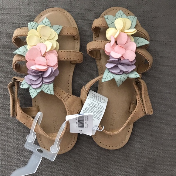Girls Old Navy Floral Sandals Size 11 NWT - Picture 3 of 3